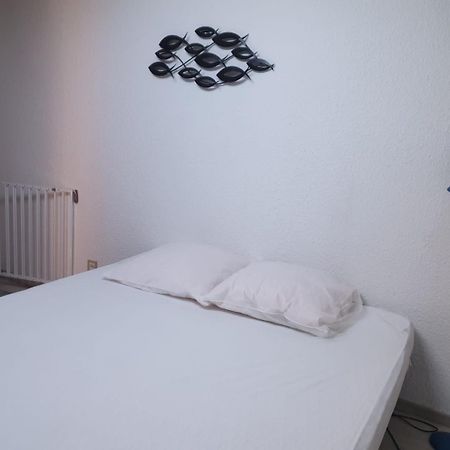 Appartement Climatise A 800M De La Plage Frejus Luaran gambar
