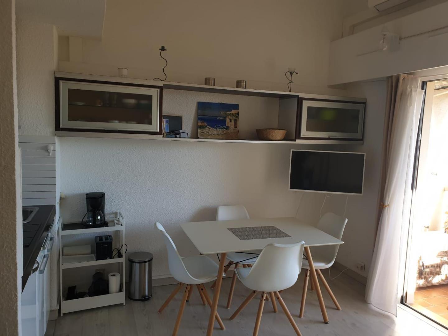 Appartement Climatise A 800M De La Plage Frejus Luaran gambar
